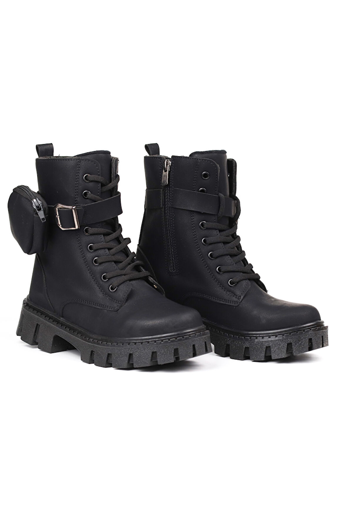 Kadın Siyah Nubuk Postal Bot – Cüzdanlı Kalın Taban Fermuarlı Bağcıklı Tokalı Rahat Günlük Şık ve Dayanıklı