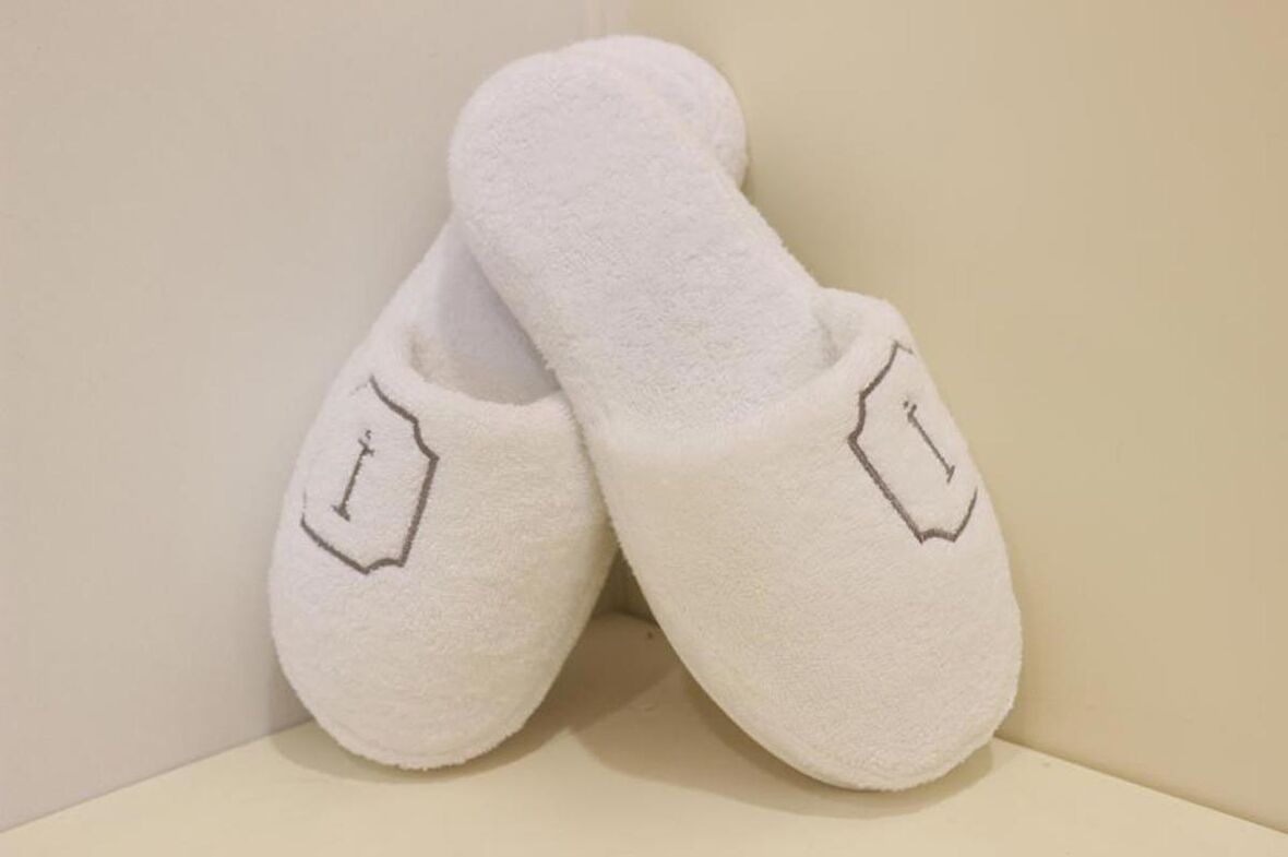 İ Nakışlı Havlu Banyo Ev Otel Lohusa Terliği Kalın Taban Terlik