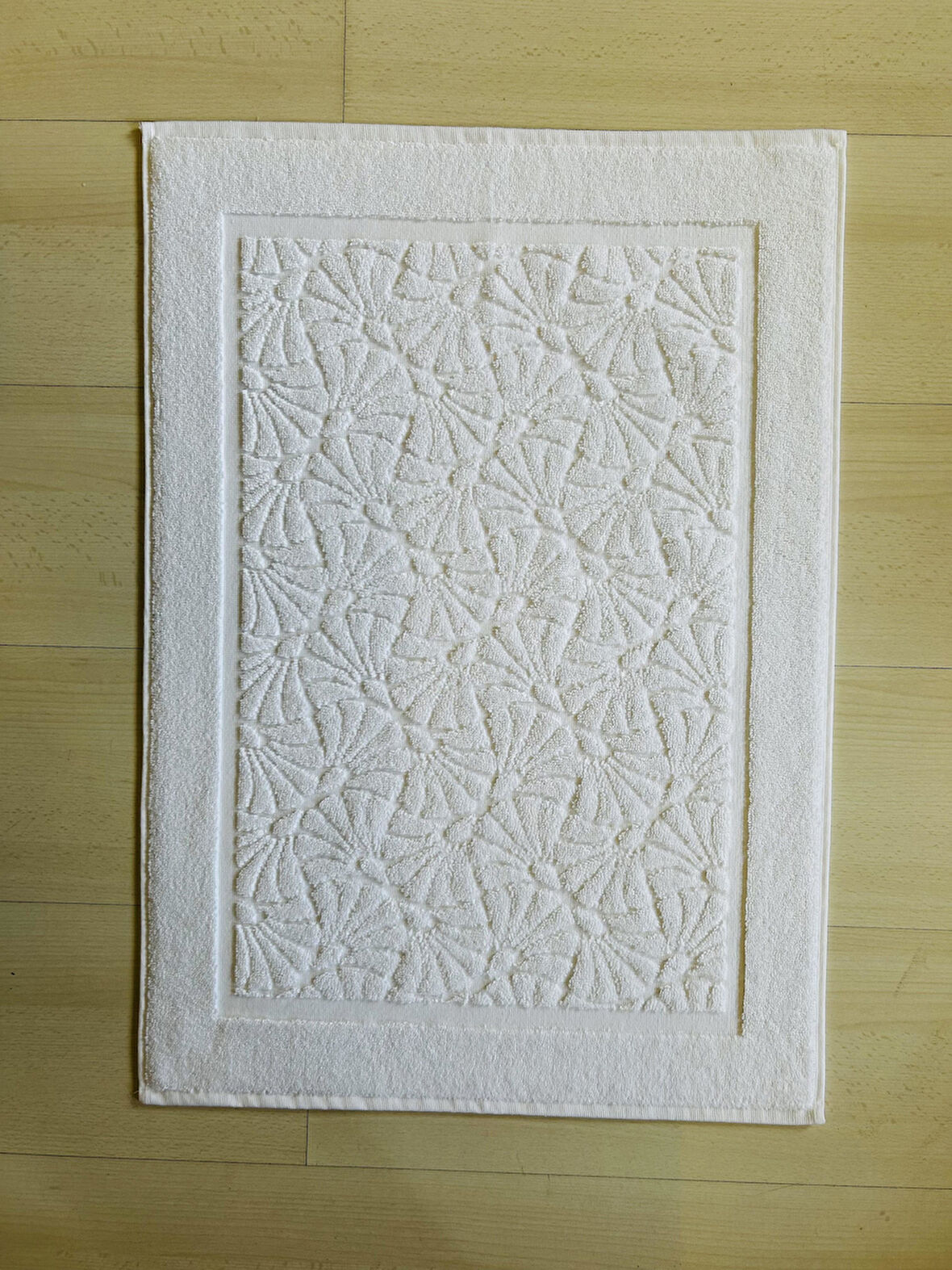 Deniz Kabuğu Desen Havlu Banyo Paspası 50x70 cm