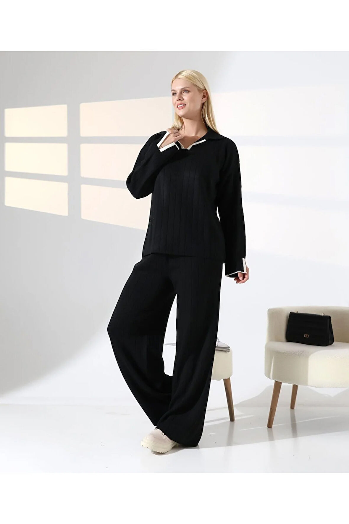 Kol ve Yaka Detay Fitilli Triko Takım