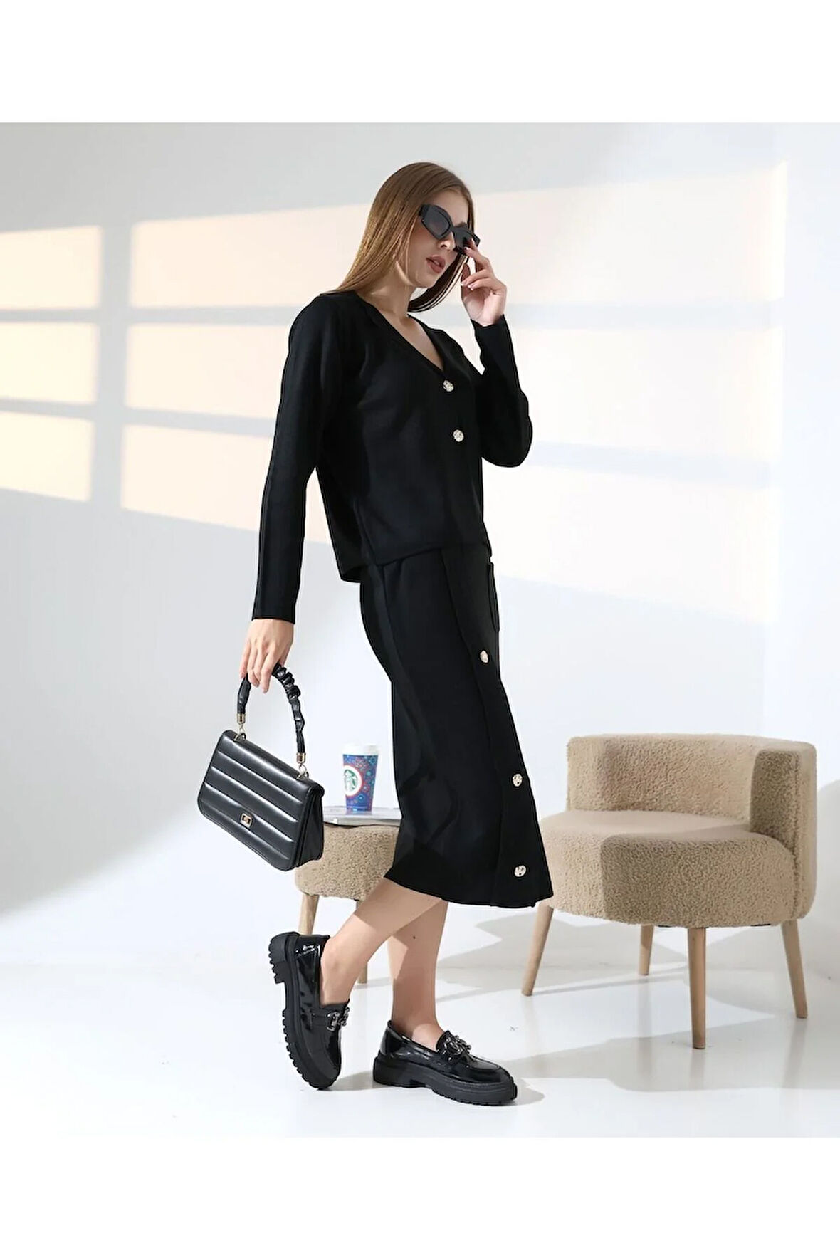 Düğme Detaylı Şık Etekli Triko Takım