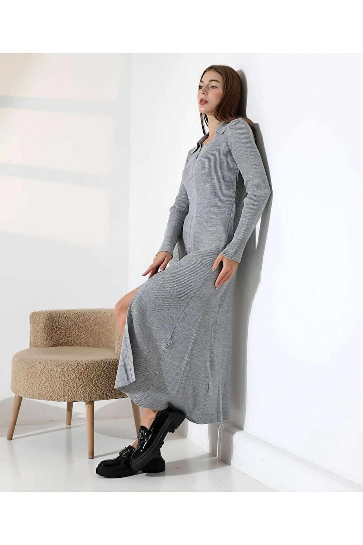 Fermuar Detaylı Polo Yaka Triko Elbise