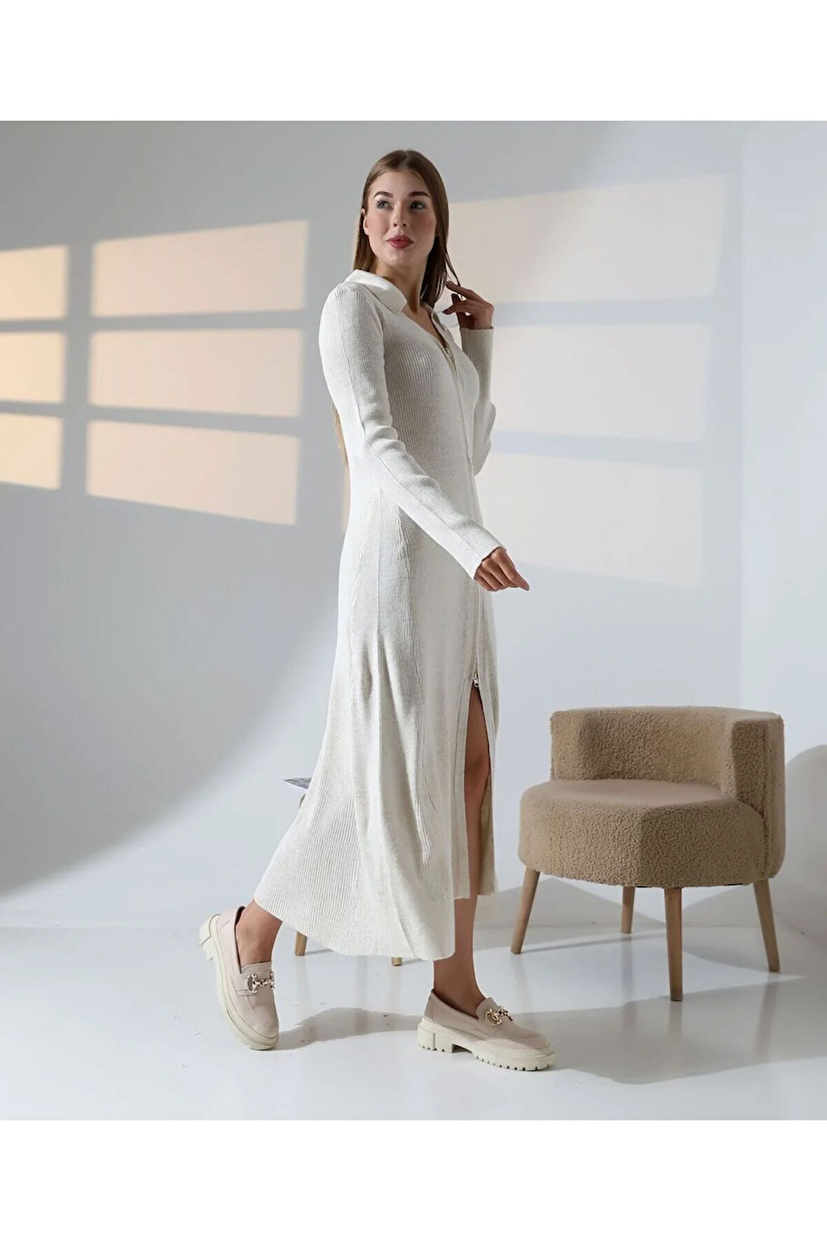 Fermuar Detaylı Polo Yaka Triko Elbise