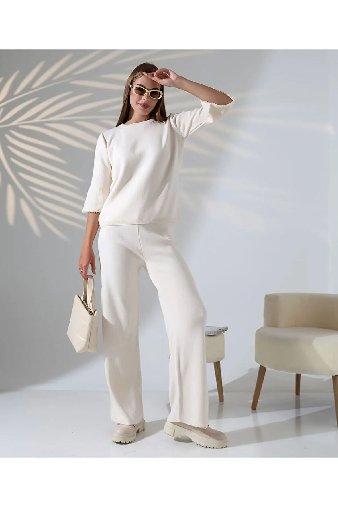 İnci Volanlı Kol Detaylı Triko Takım