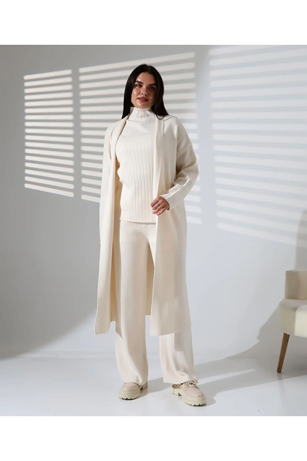 Balıkçı Yaka Asil Üçlü Triko Takım