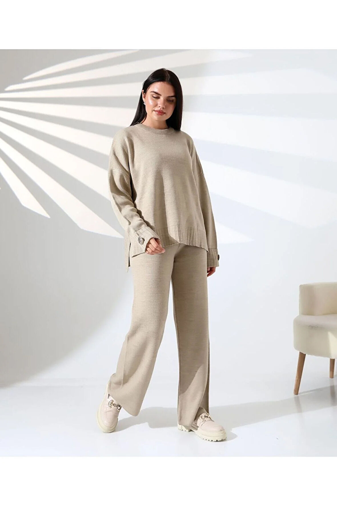 Rahat Kalıp Kol Detaylı Triko Takım