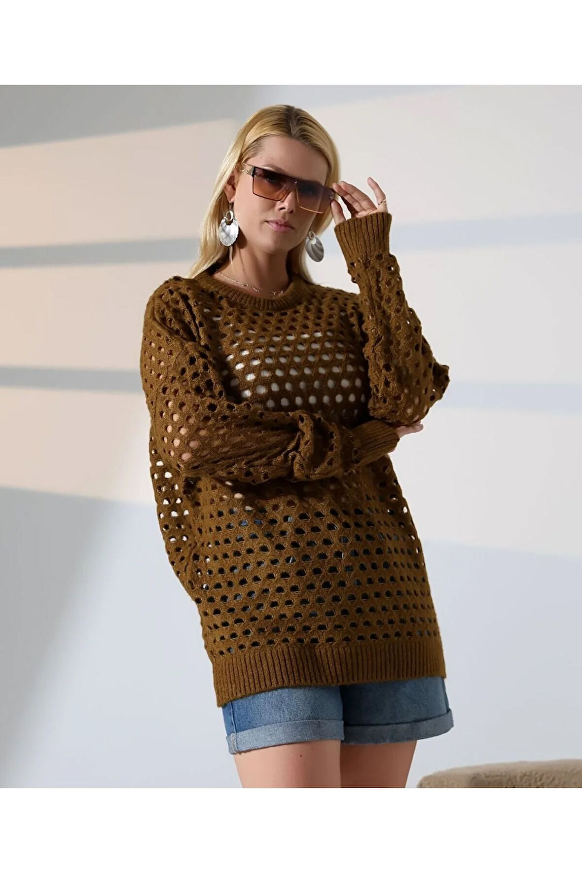 Delikli Uzun Kol Kadın Triko Kazak