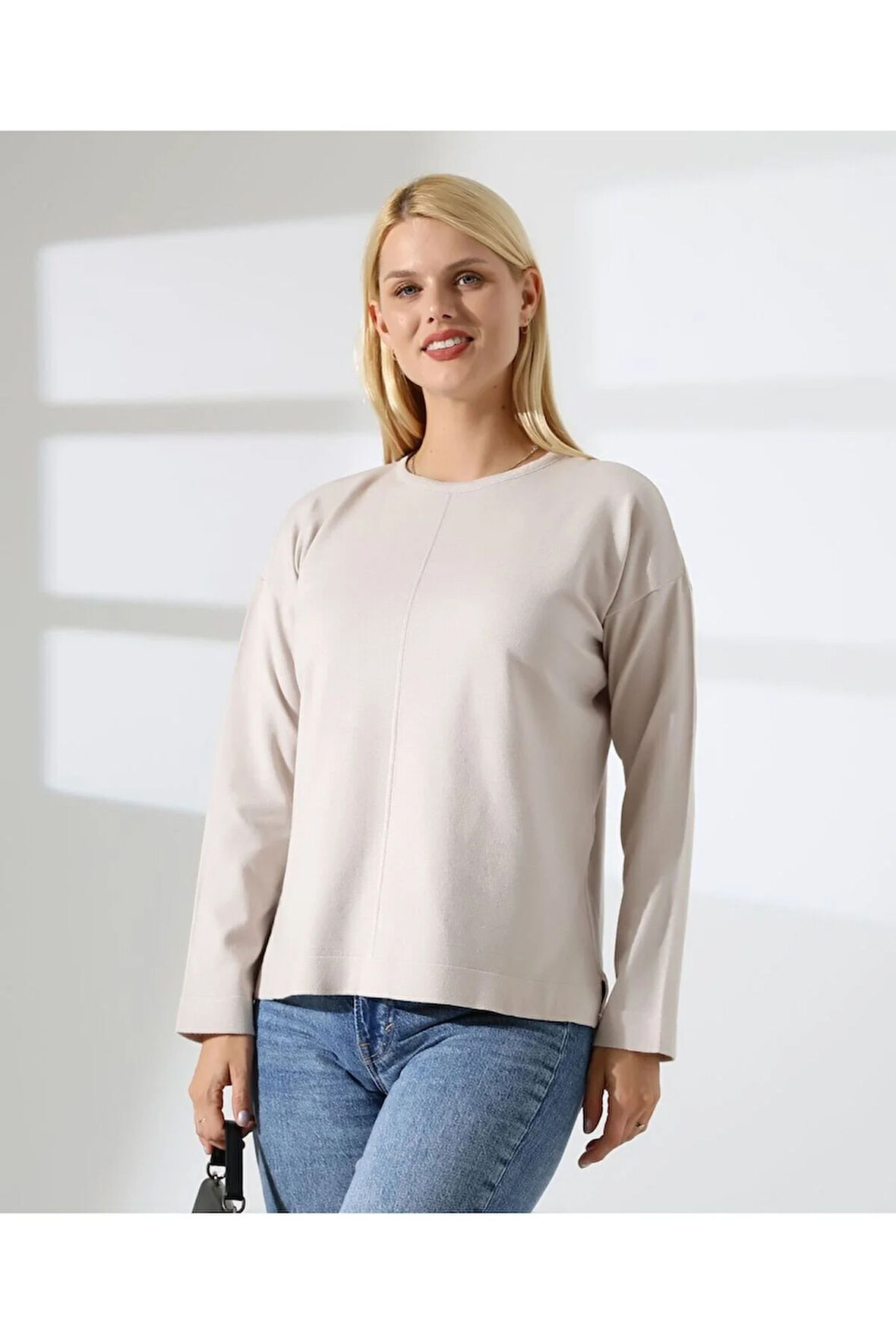 Ortadan Dikişli Kadın Triko Kazak