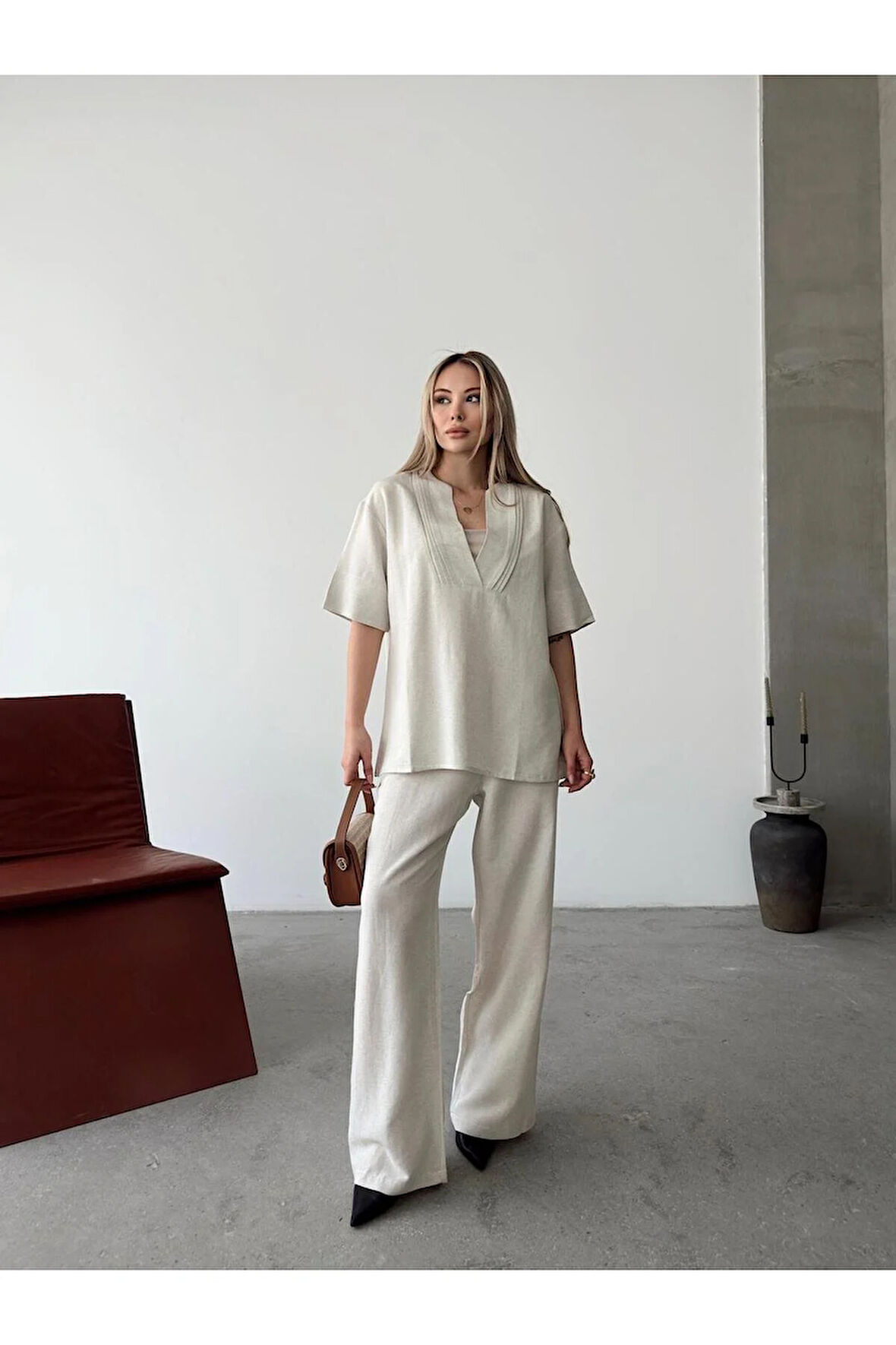 Sevilla Esintisi Bej Alt Üst Keten Takım