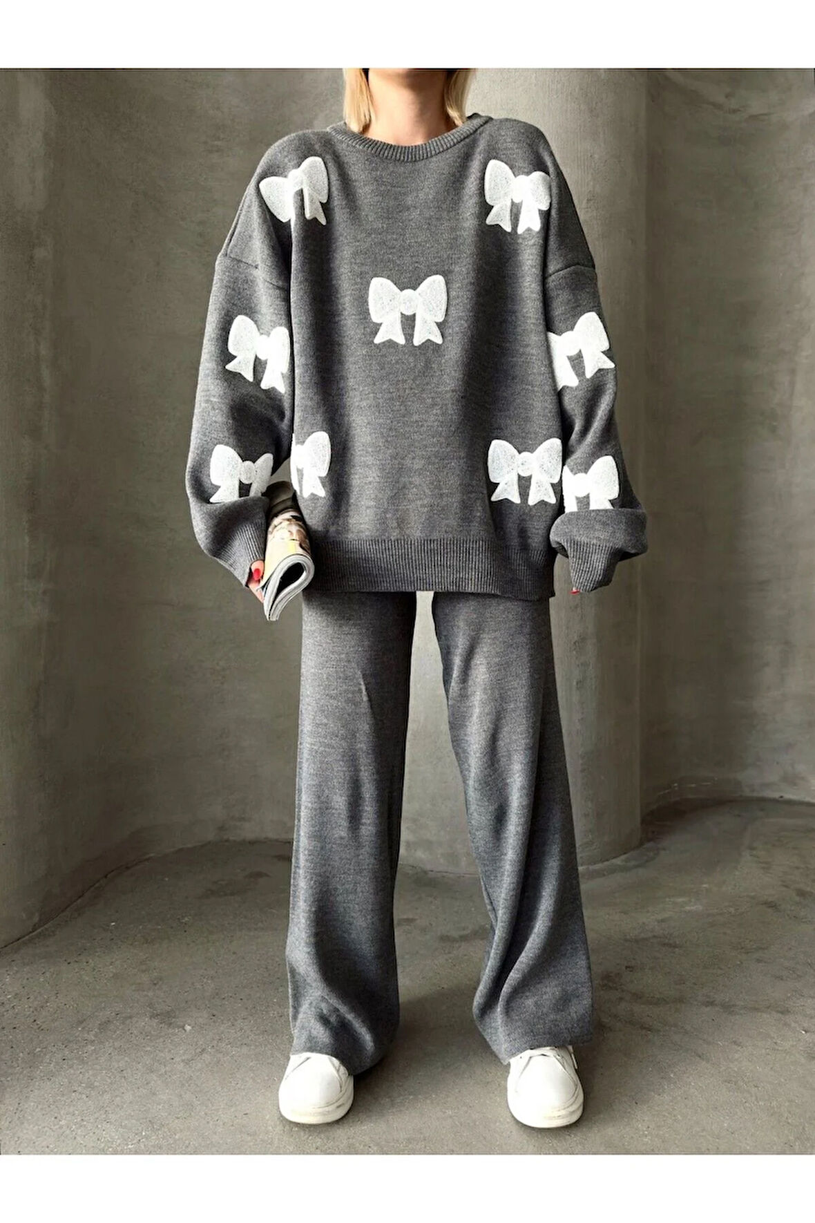 Kurdele Desenli Alt Üst Triko Takım