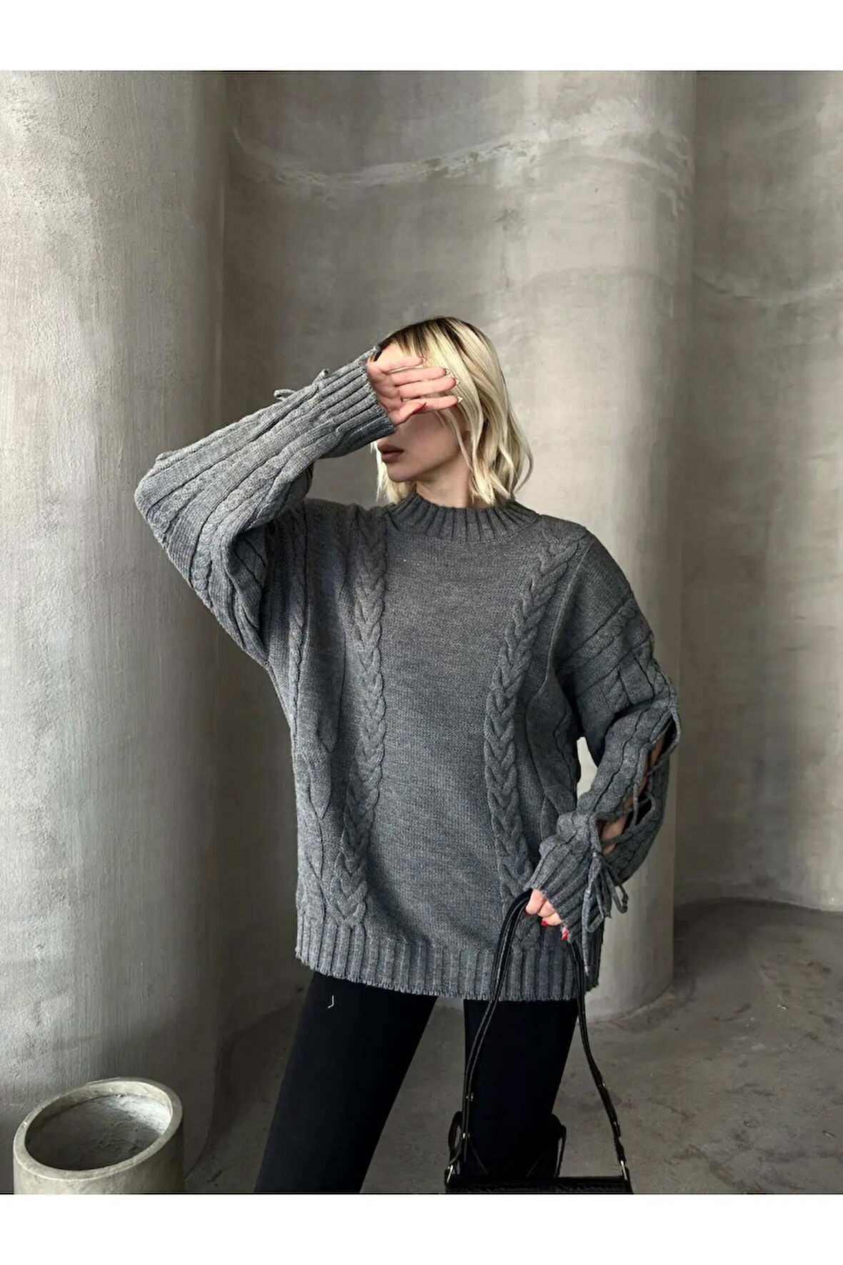 İp Detaylı Desenli Triko Kazak