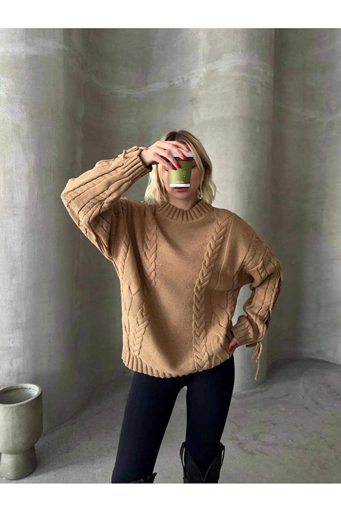 İp Detaylı Desenli Triko Kazak