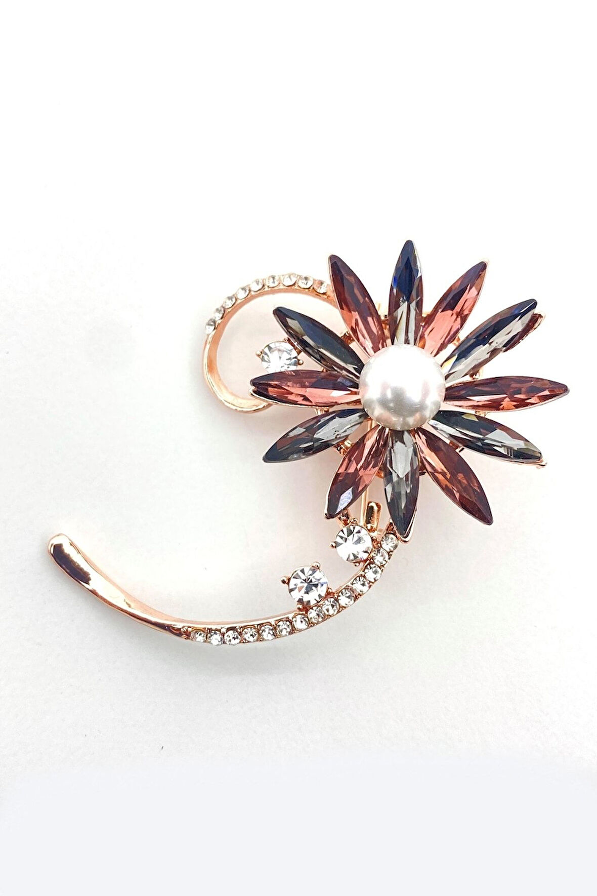 Incili Taşlı Yaprak Broş