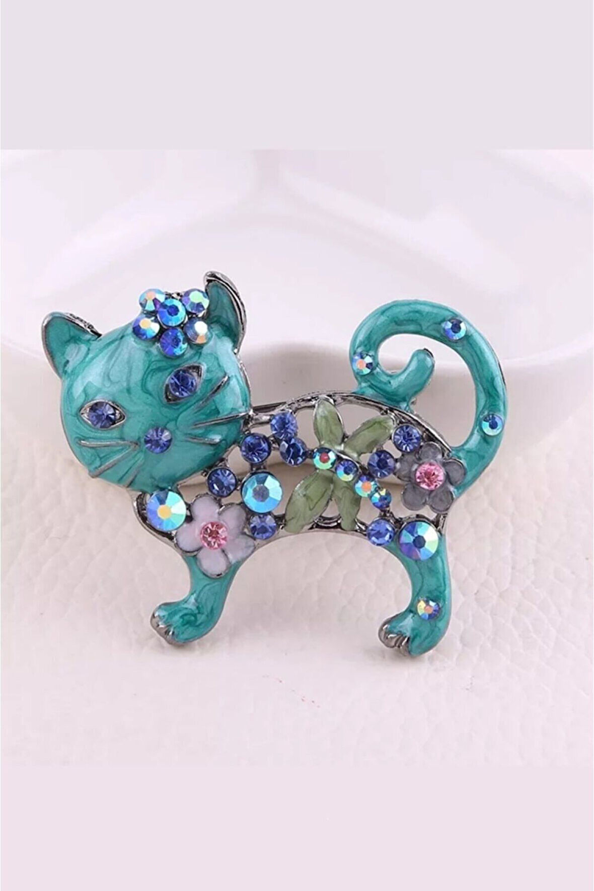 Taşlı Çiçekli Turkuaz Renk Kedi Broş Ve Kolye Ucu