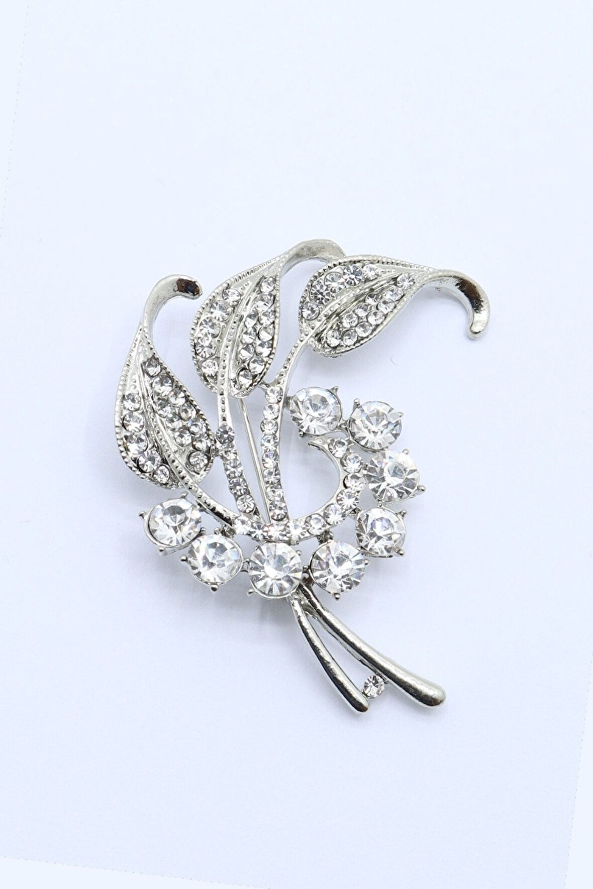 Taşlı Yaprak Broş