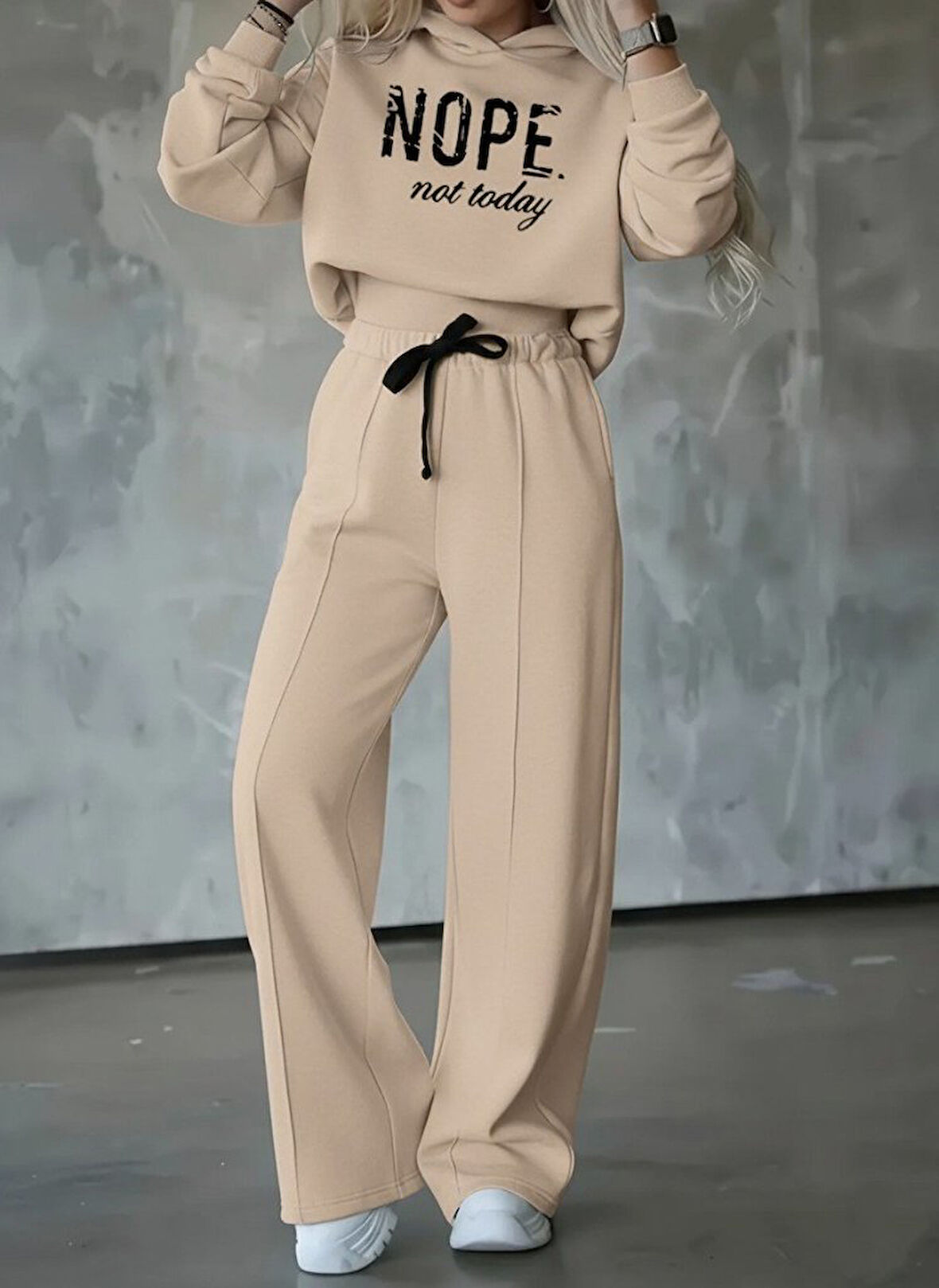 EQURİ Kadın Uzun Kollu Nope Baskılı Beli Ribanalı Ikili Takım