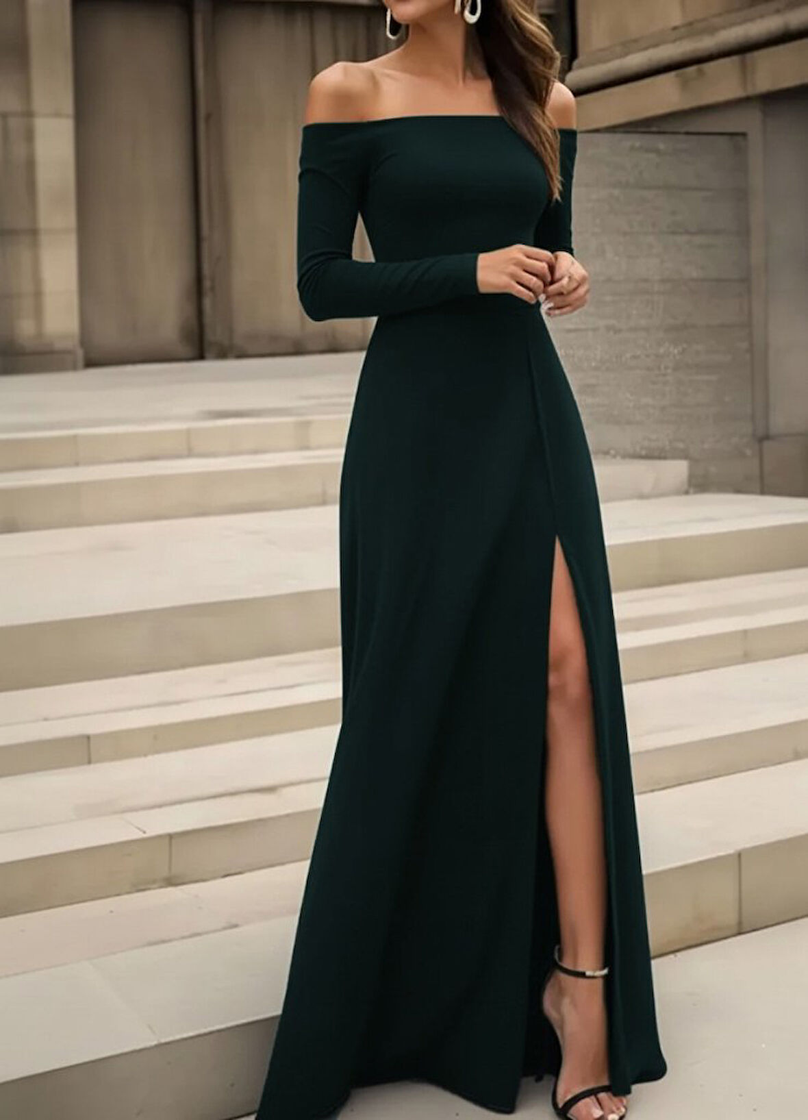 EQURİ Kadın Uzun Kollu Madonna Yakalı Yırtmaç Detaylı Uzun Ithal Krep Elbise