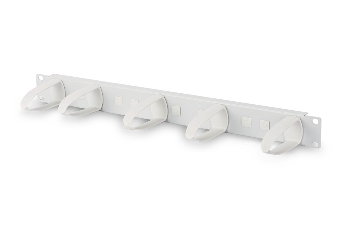 1U Kablo Düzenleme Panel&#039;i, 5 x Plastik Kablo Halkalı, Döndürülebilir ve Sökülebilir, 31 x 85 mm, Montaj Parçaları Dahil, Gri Renk (RAL 7035)&lt;br&gt;
1U Cable Management Panel
