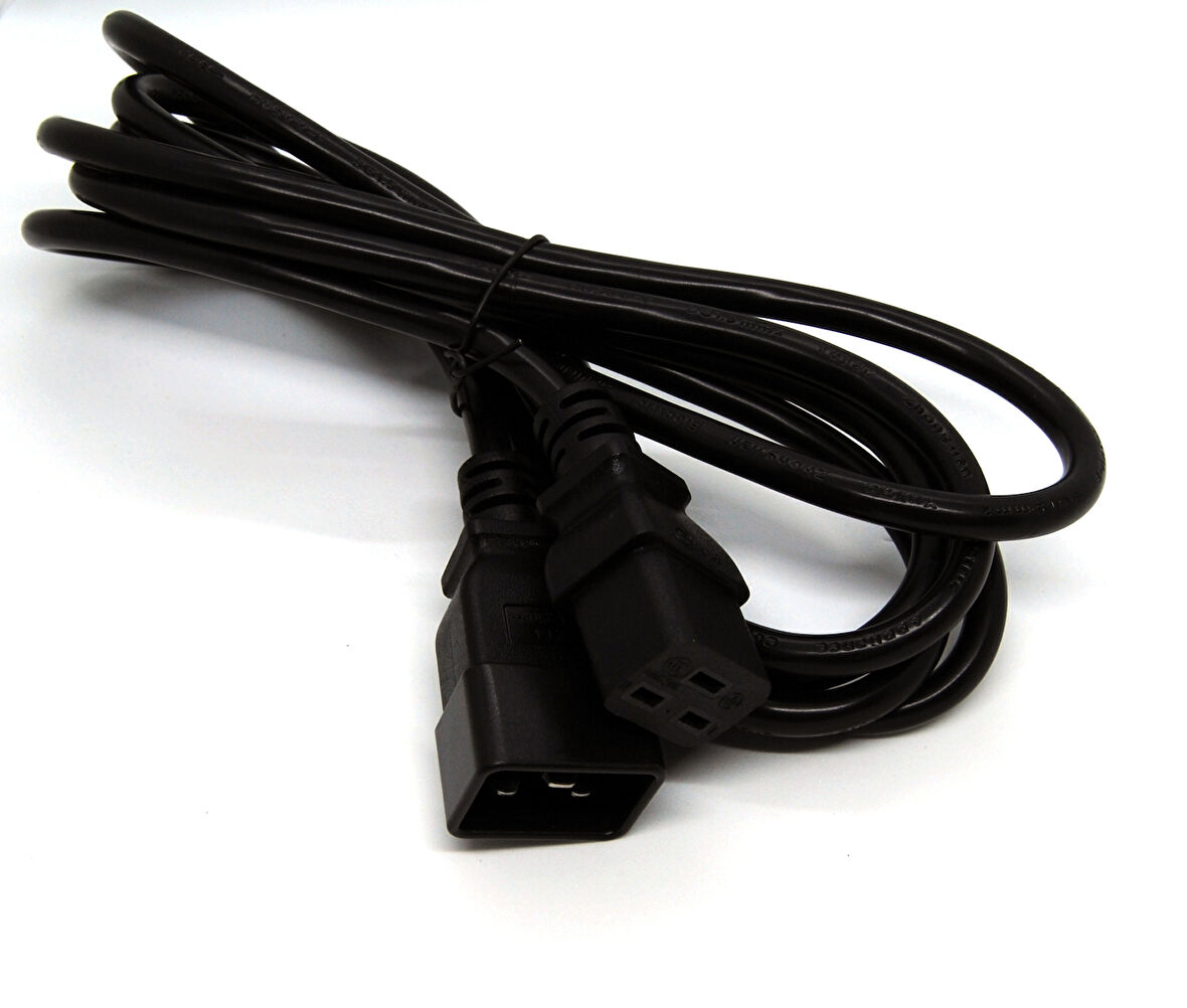 Beek Güç Kablosu Schuko C19 &lt;-&gt; C20, 3 metre, H05VV-F 3x1.5mm kare&lt;br&gt;
Beek C19-C20 Power Cable 3M, H05VV-F 3*1.5mm2