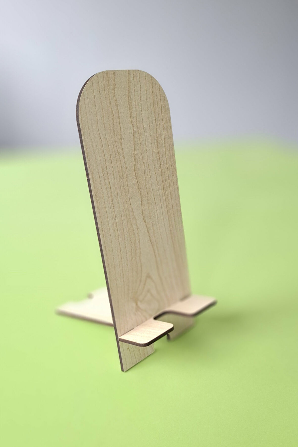 Masa Düzeni ve Şıklık İçin Ahşap MDF Telefon Standı