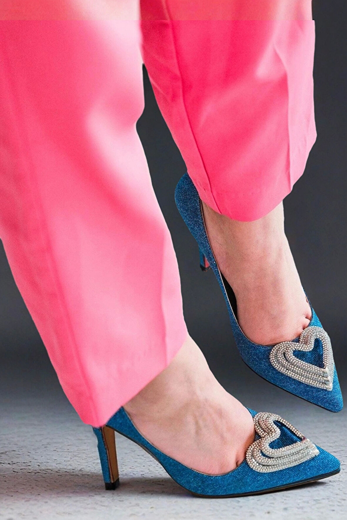 Kadın Moda Kalp Tokalı Stiletto Topuklu Ayakkabı Şık ve Zarif Abiye Ayakkabı