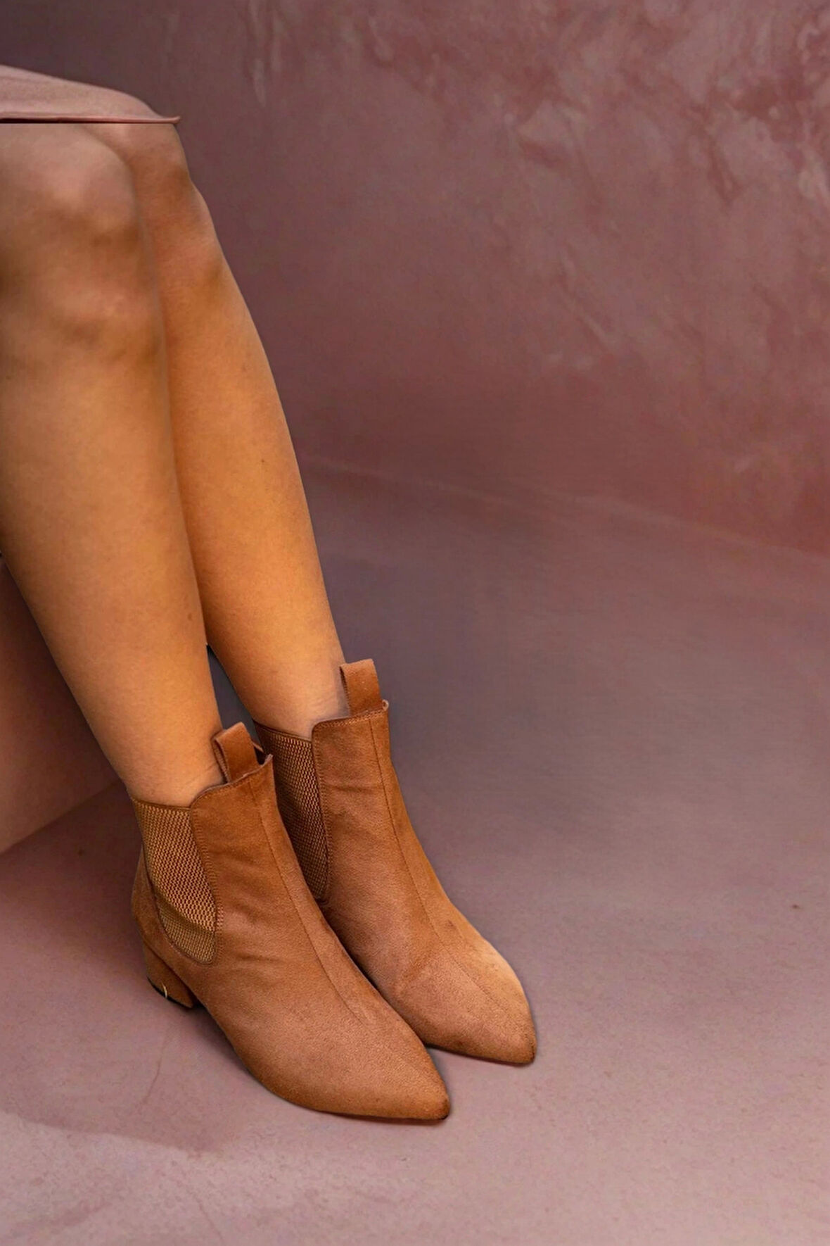 Kadın Moda Kısa Topuklu Lastikli Bot Şık ve Zarif Abiye Ayakkabı