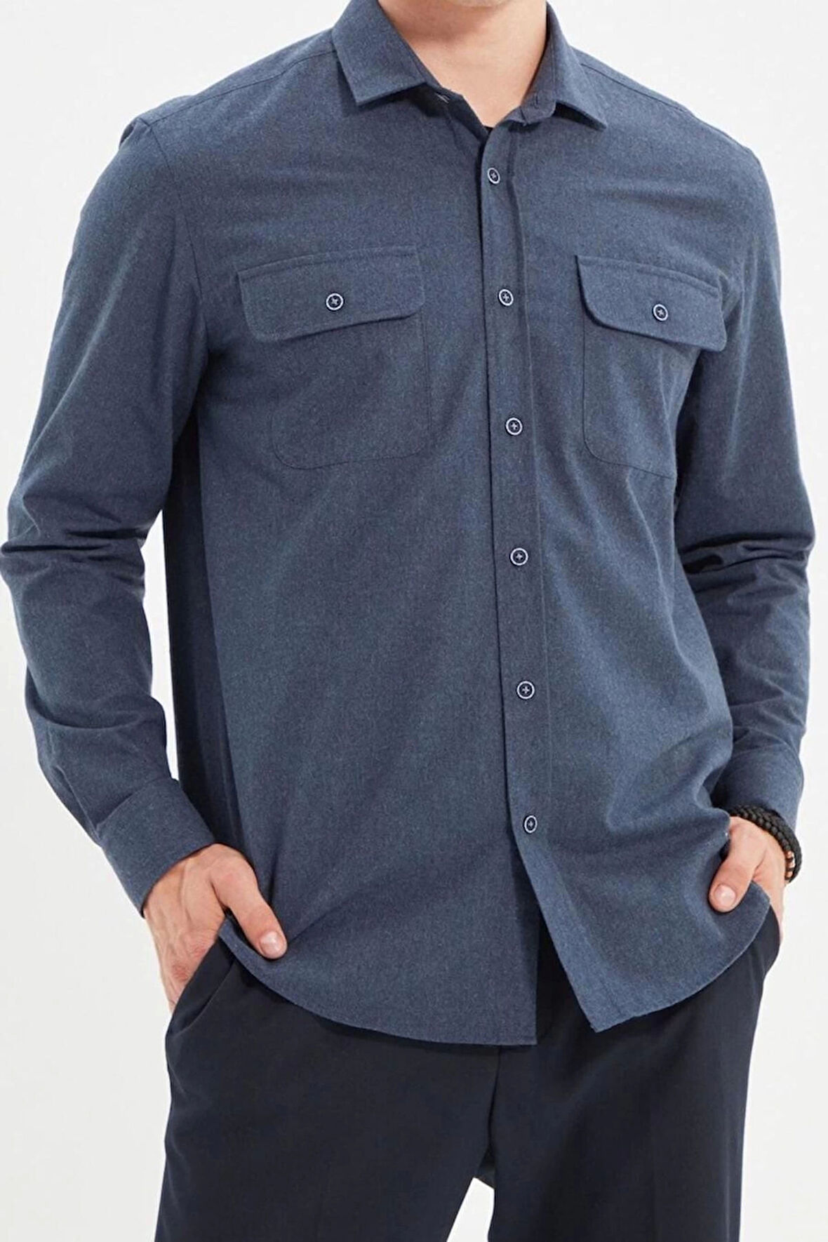 Moda Erkek Gömlek Yaka Düz Desen Günlük Regular Fit Çift Cep Kapaklı Kışlık Gömlek