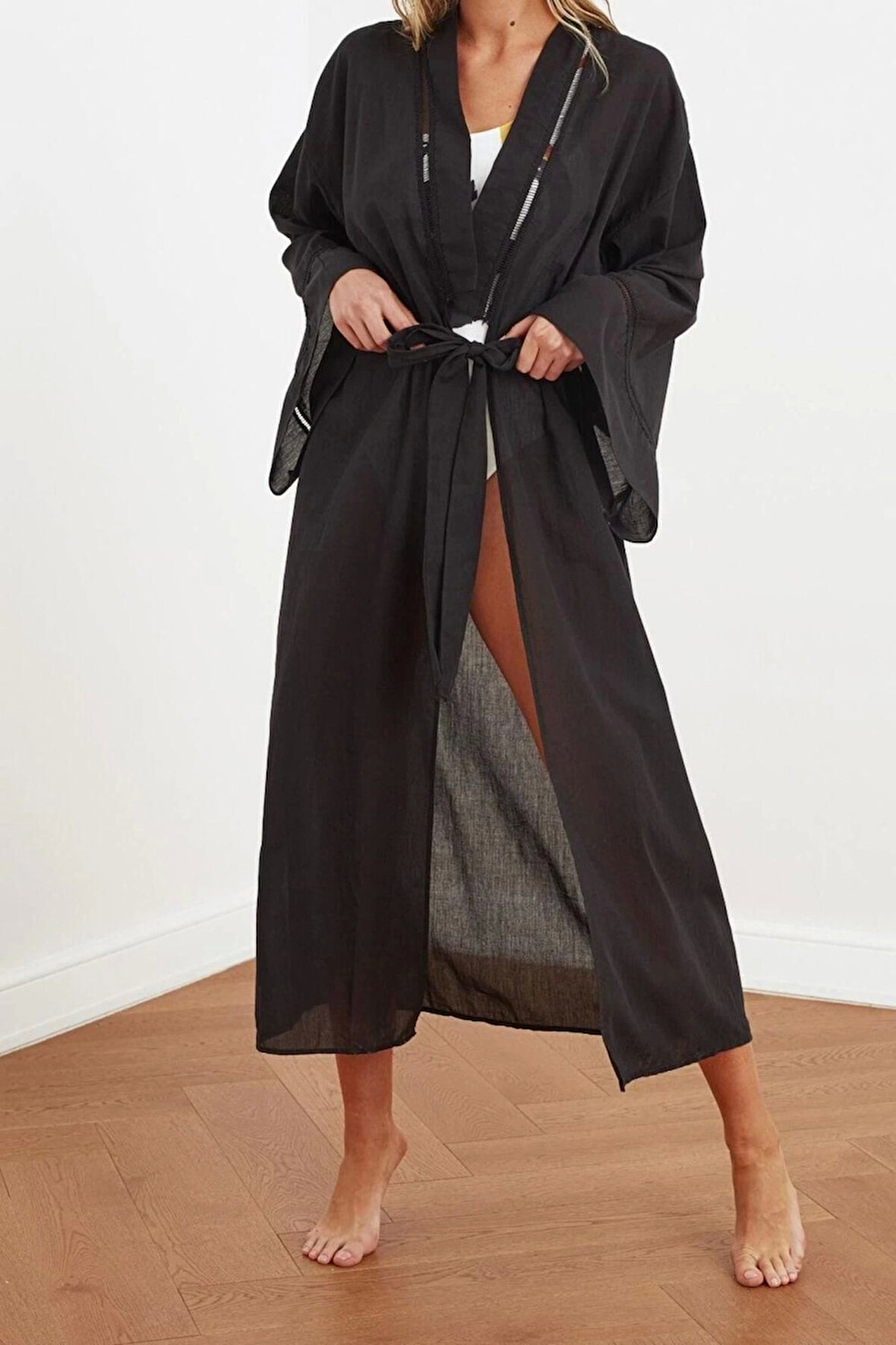 Moda Dokuma Regular Kalıp Uzun V Yaka İspanyol Kol Flamlı Pamuk Basic Düz Desen Kimono Kaftan