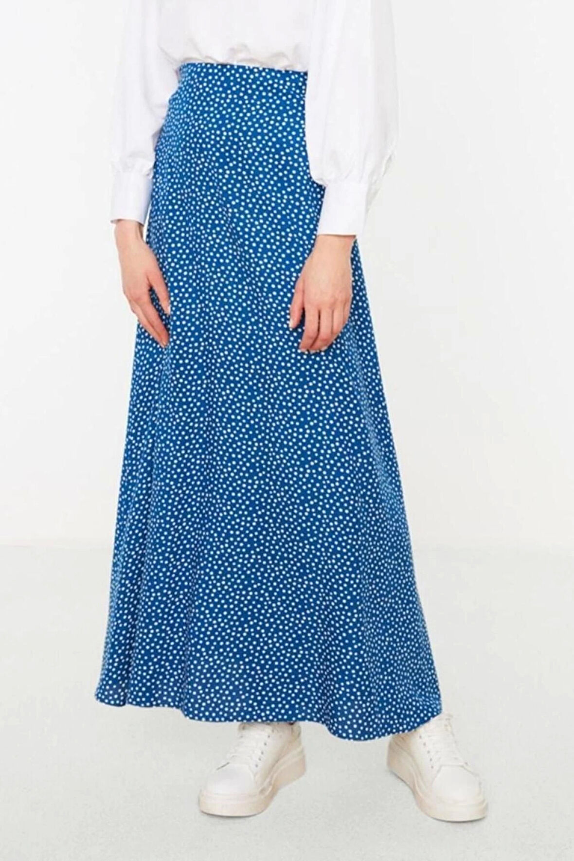 Moda Tesettür Regular Çiçekli Desen Günlük Maxi Boy Puantiye Desenli Çan Dokuma Etek