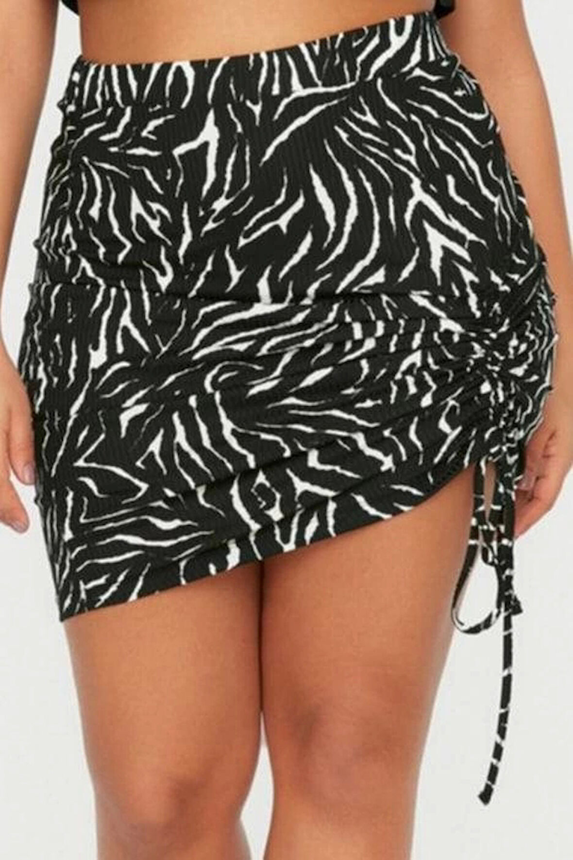 Modern Tarz Büyük Beden Astarsız Örme Mini Boy Büzgülü Hayvan Desen Örme Etek