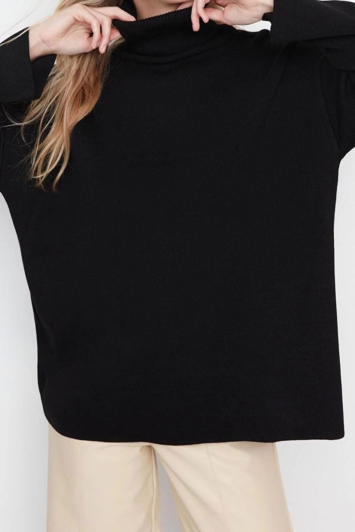 Kadın Modern Tarz Rahat Uzun Balıkçı Yaka Düz Kol Regular Triko Kazak