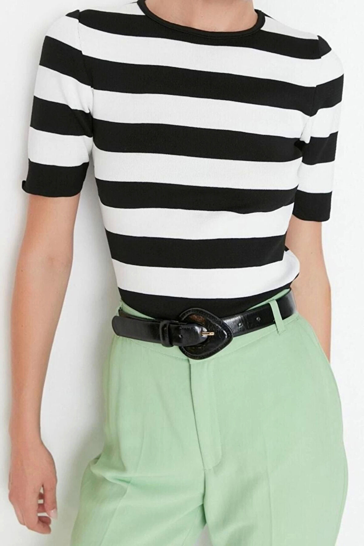 Moda Kare Yaka Triko Slim Çizgili Desen Casual Günlük Regular Kısa Kol Bluz