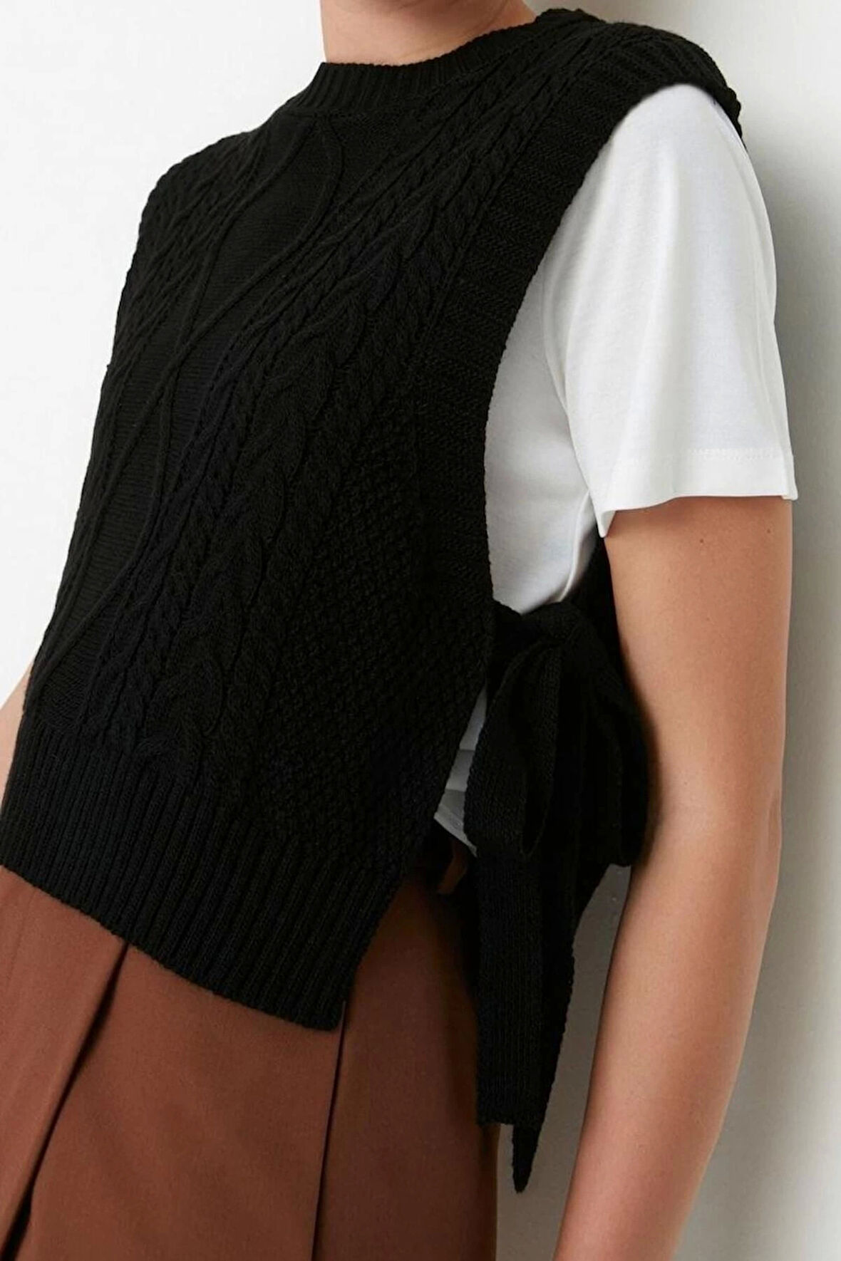 Kadın Modern Tarz Rahat Kolsuz Bisiklet Yaka Saç Örgü Kol Crop Triko Süveter