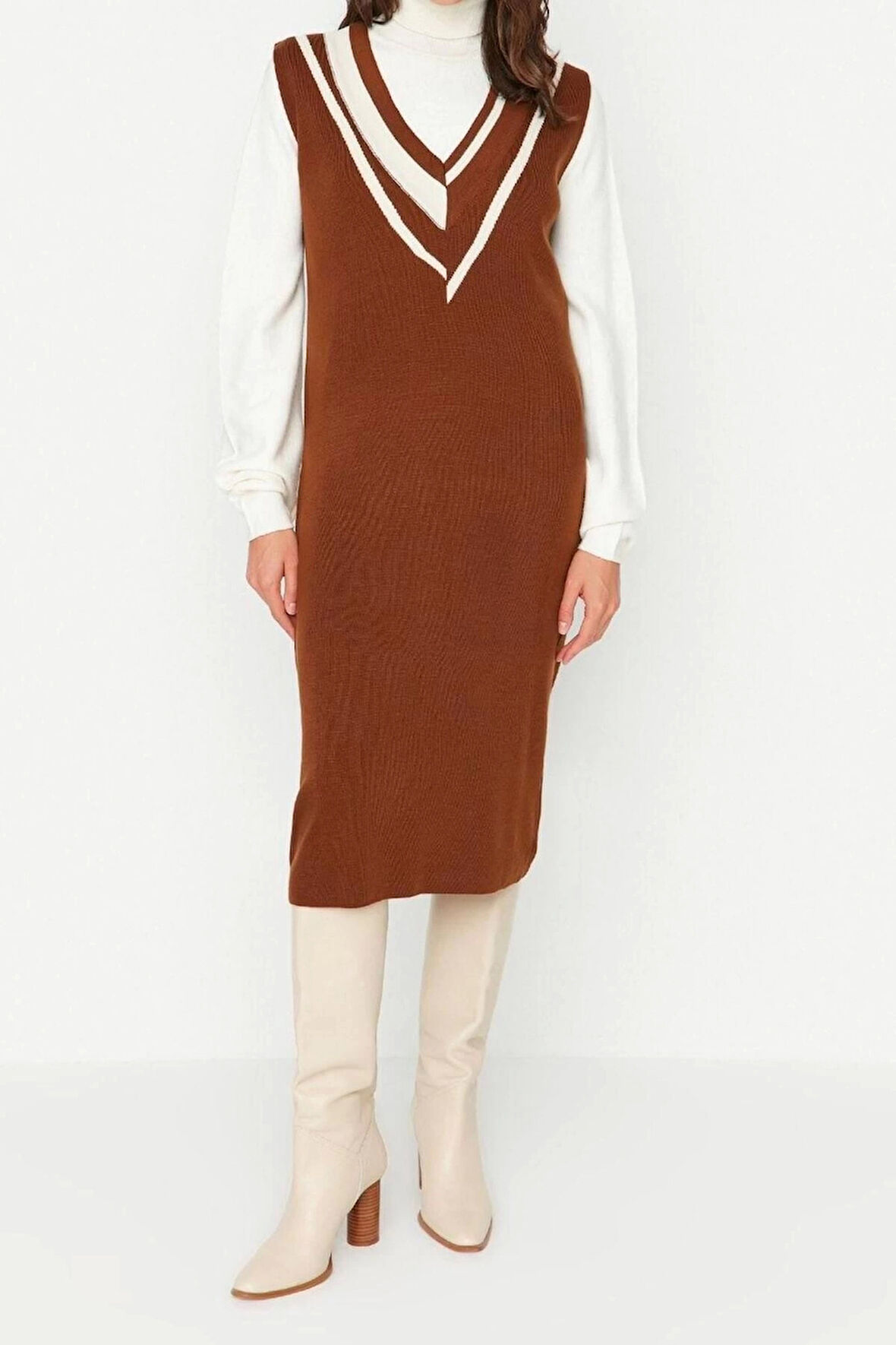 Moda Regular Casual Günlük Tek Plaka Triko V Yaka Kolsuz Kol Shift Midi Boy Elbise