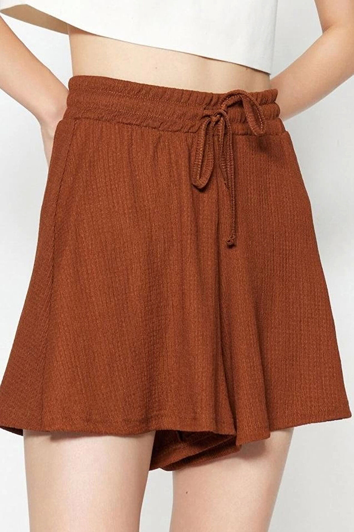Moda Örme Normal Bel Geniş Paça Gündelik Vizon Rahat Kesim Normal Bel Bürümcük Dokulu Şort