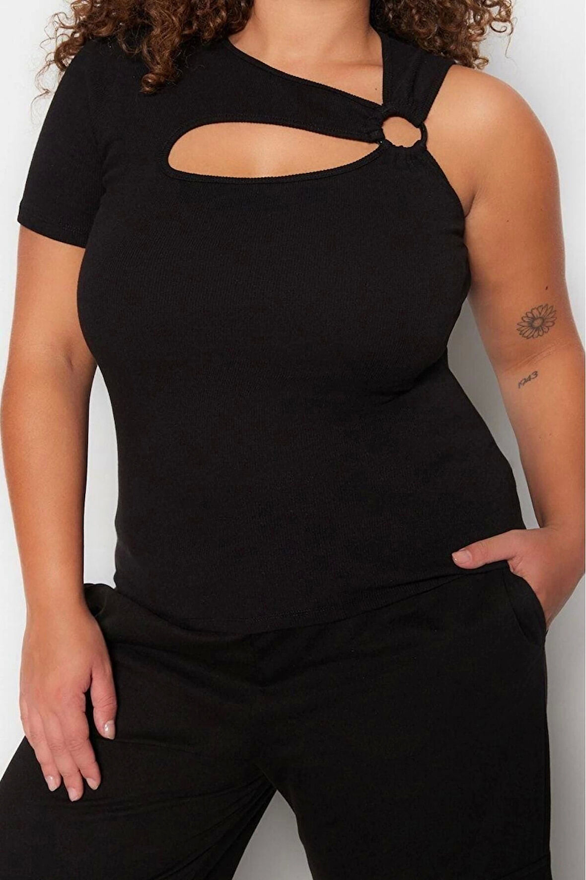 Moda Büyük Beden V Yaka Örme Fit Düz Desen Casual Günlük Regular Kısa Kol Bluz