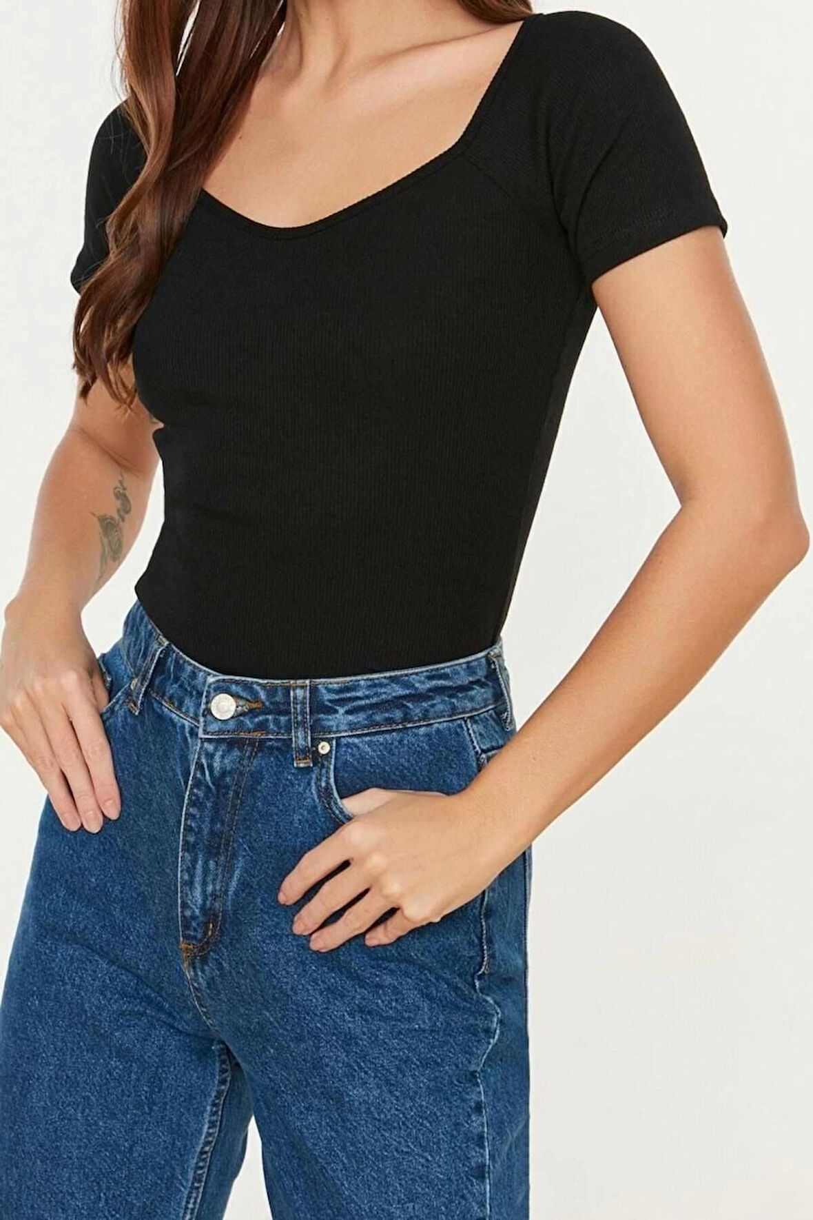 Moda Kalp Yaka Örme Fit Düz Desen Casual Günlük Regular Kısa Kol Bluz