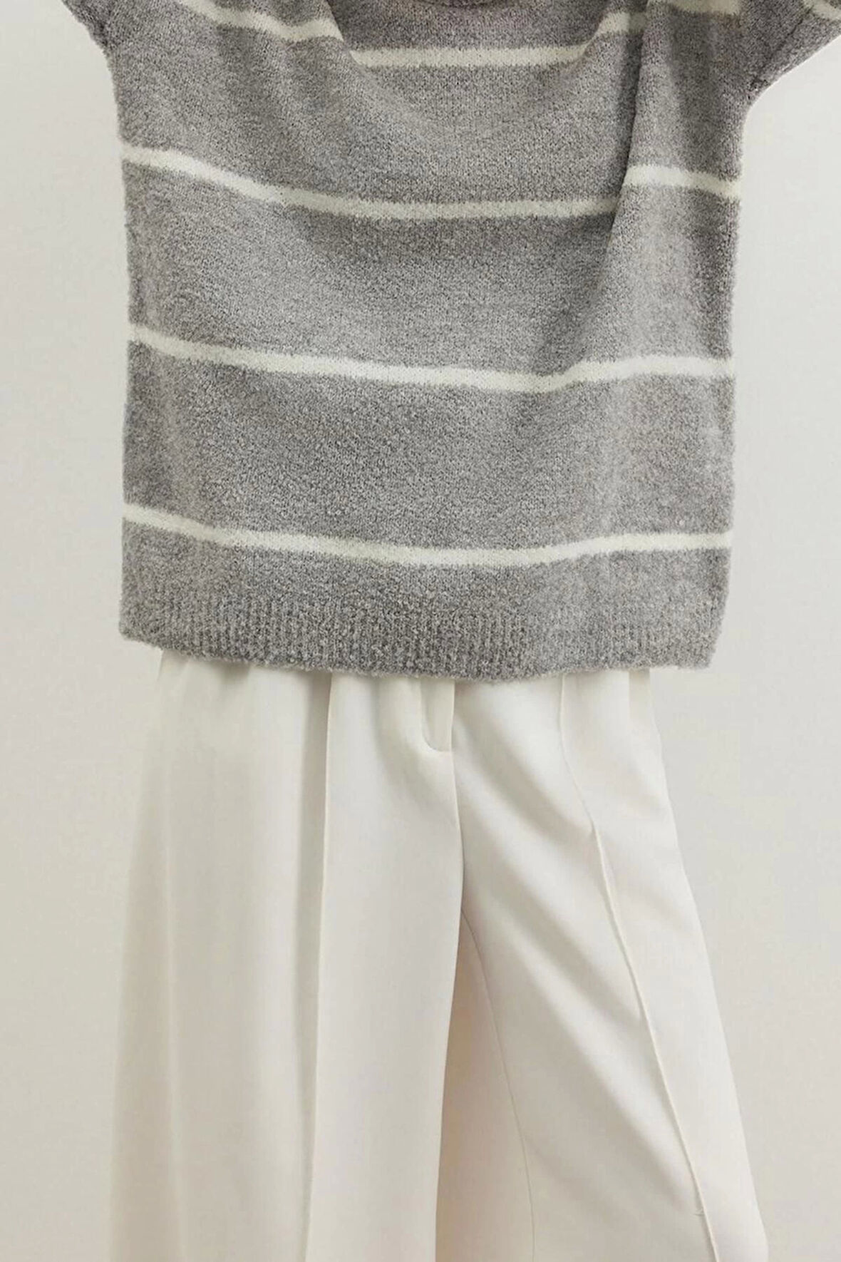 Stil Modern Kadın Regular Standart Kol Bisiklet Yaka Geniş Kalıp Buklet Çizgili Triko Kazak