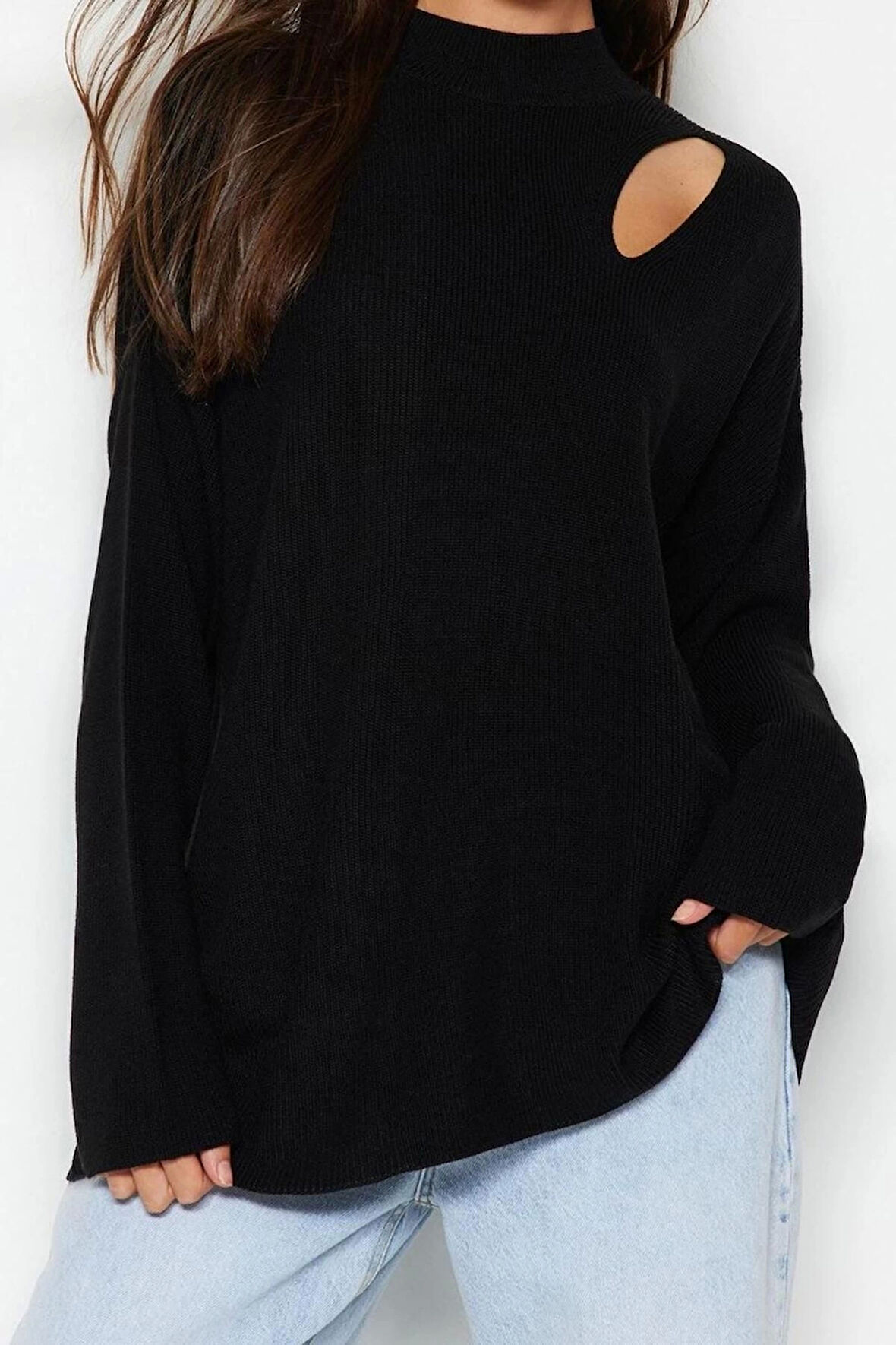 Stil Modern Kadın Regular Standart Kol Bisiklet Yaka Geniş Kalıp Pencere Cut Out Triko Kazak