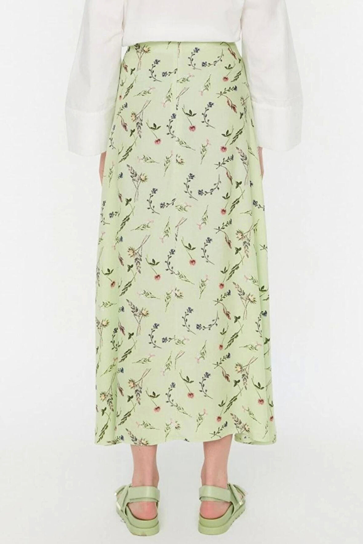 Moda Tesettür Regular Çiçekli Desen Günlük Maxi Boy Puantiye Desenli Çan Dokuma Etek