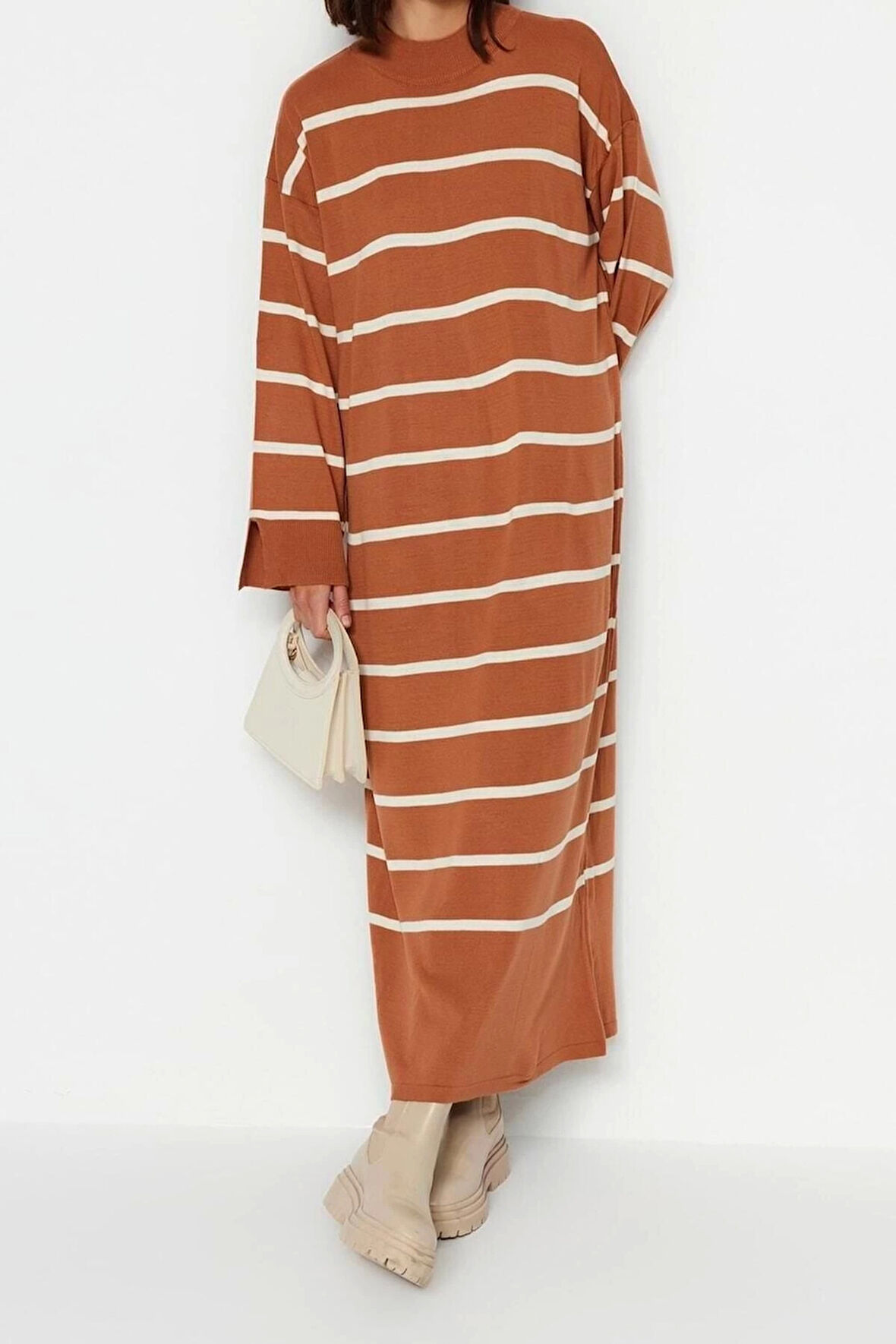 Moda Regular Casual Günlük Tek Plaka Dokuma V Yaka Uzun Kol A-Line Midi Boy Tesettür Elbise