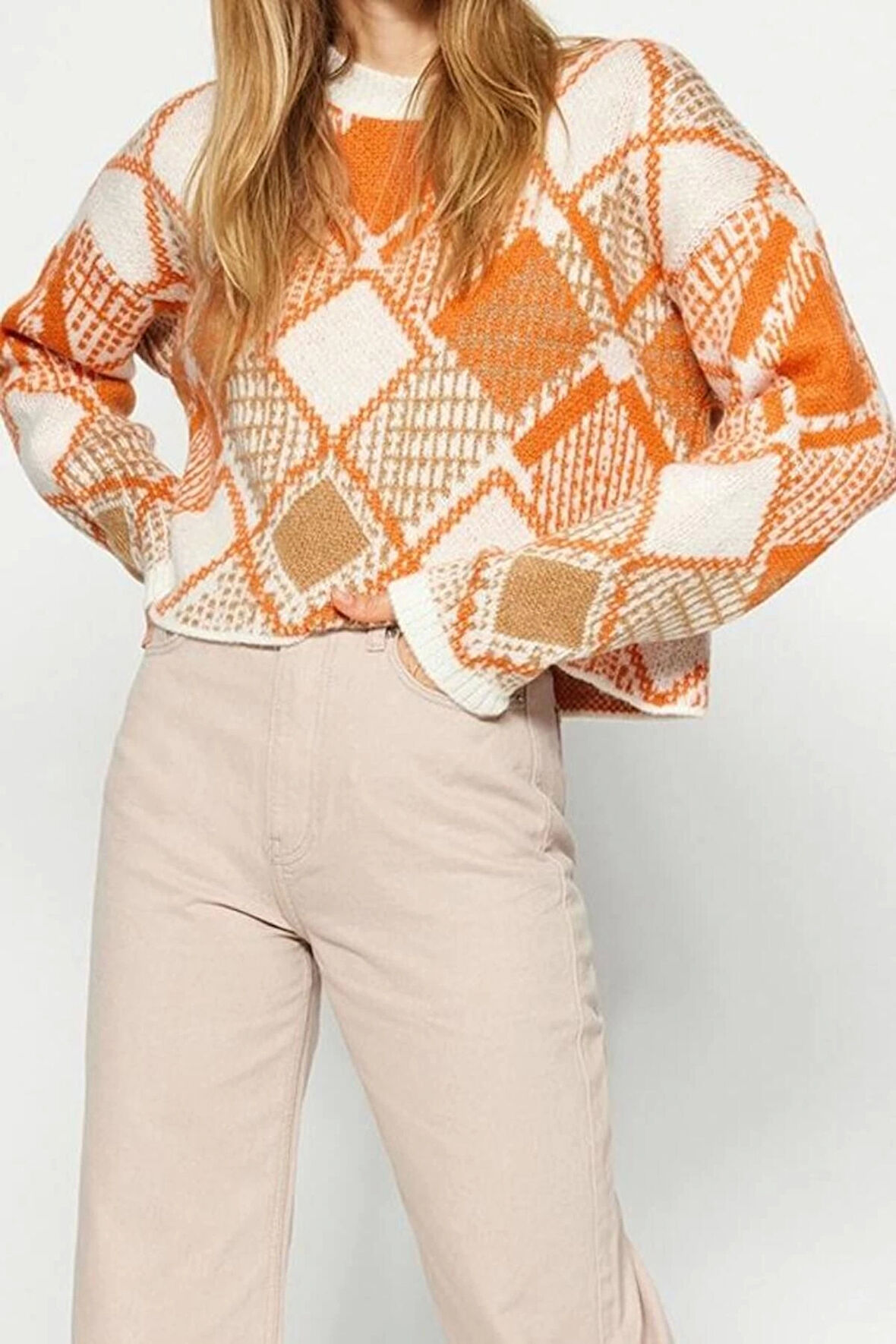 Stil Modern Kadın Crop Düşük Kol Bisiklet Yaka Geniş Kalıp Yumuşak Dokulu Desenli Triko Kazak