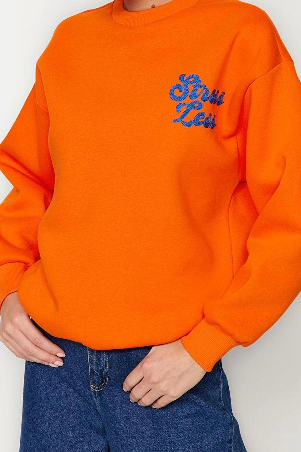 Bisiklet Yaka Düşük Kol Kalın İçi Polarlı Slogan Nakışlı Normal Kalıp Örme Sweatshirt