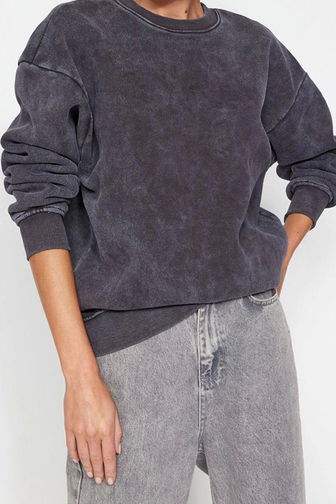 Tarz Bol Bisiklet Yaka Düşük Kol Uzun Eskitme Kalın İçi Polarlı Geniş Kalıp Örme Sweatshirt