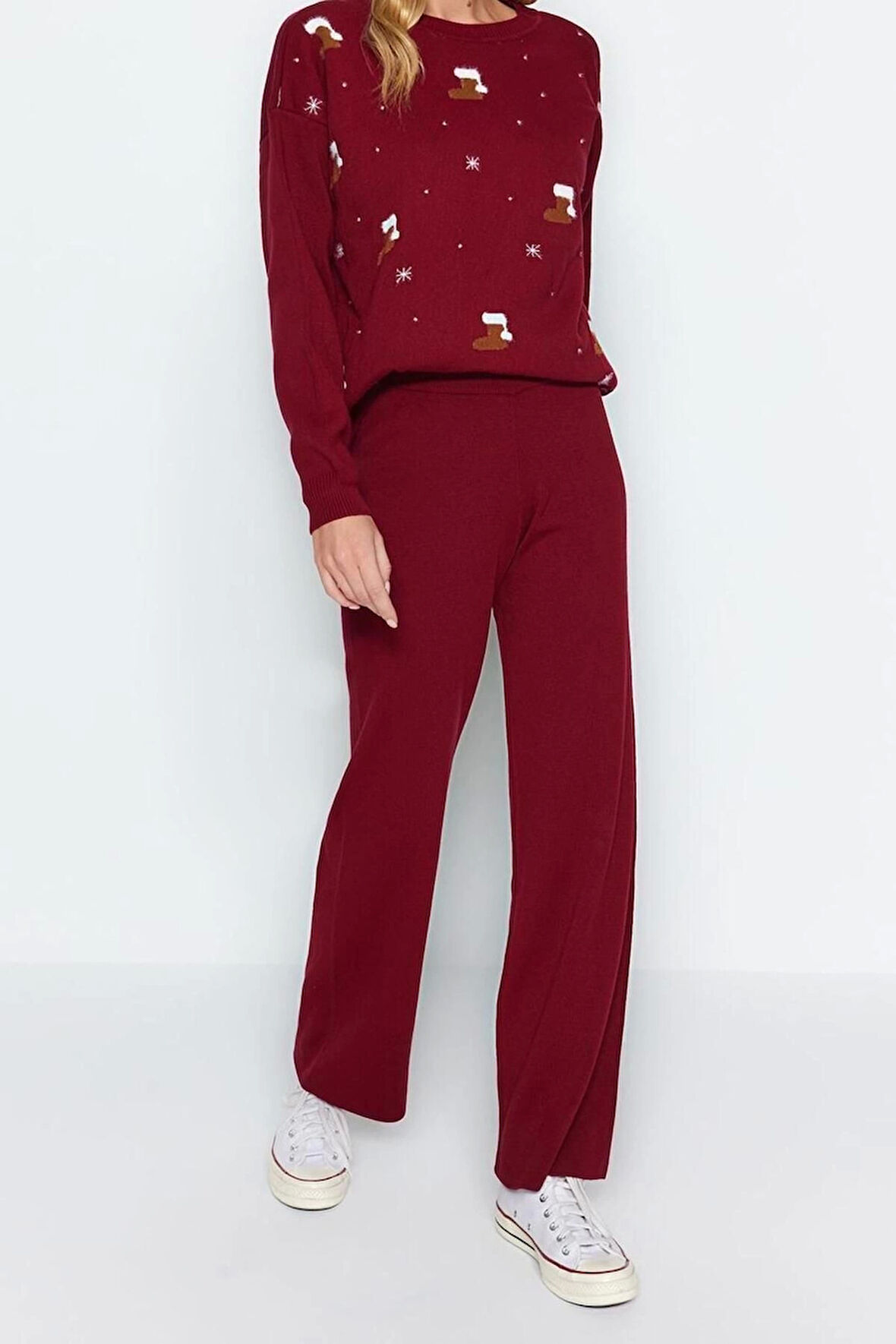 Moda Yılbaşı Bisiklet Yaka Günlük Kırmızı Yılbaşı Temalı Yumuşak Dokulu Tüylü Triko Alt-Üst Takım