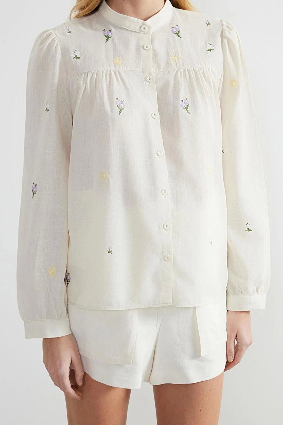 Moda Kadın Dik Yaka Tropikal Desen Günlük Nakış Detaylı Regular Normal Kalıp Dokuma Gömlek