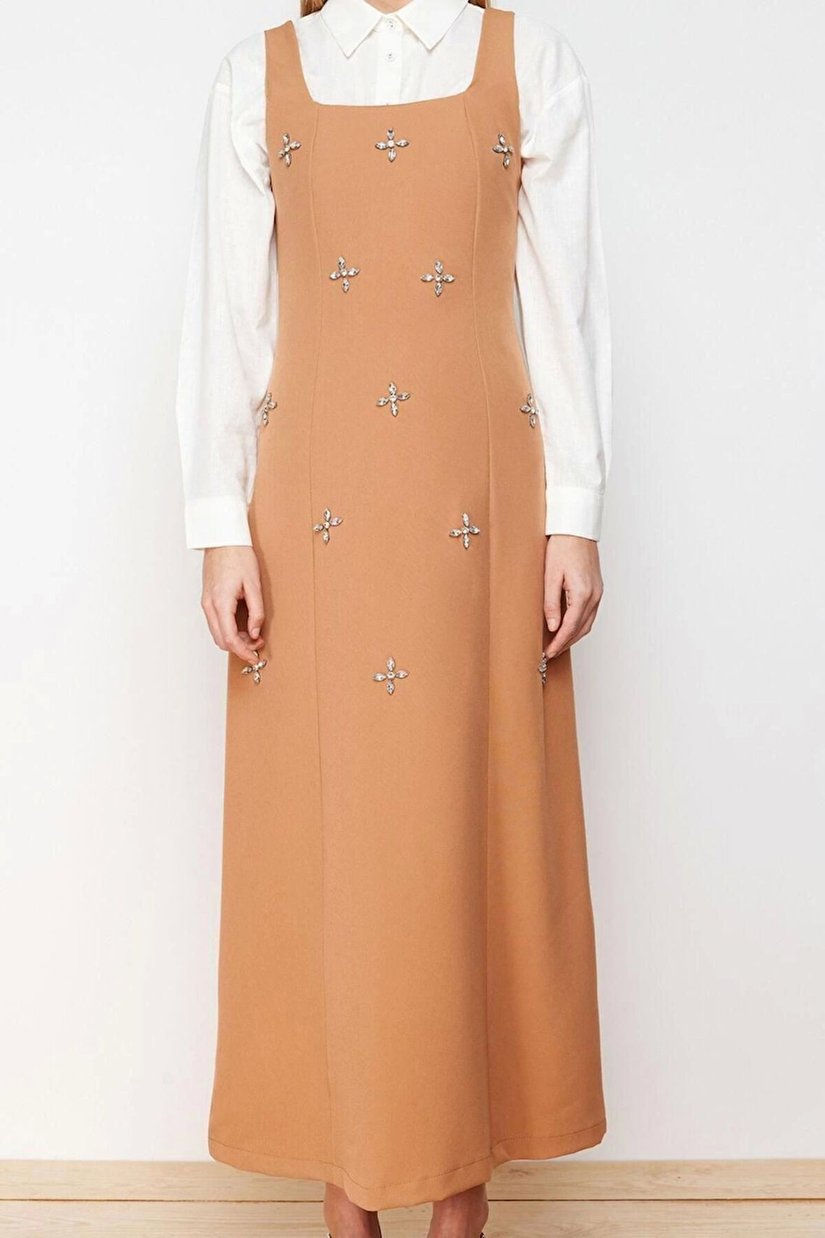 Moda Jile Casual Günlük Finike Dokuma Kare Yaka Kolsuz Kol Jile Maxi Boy Tesettür Elbise