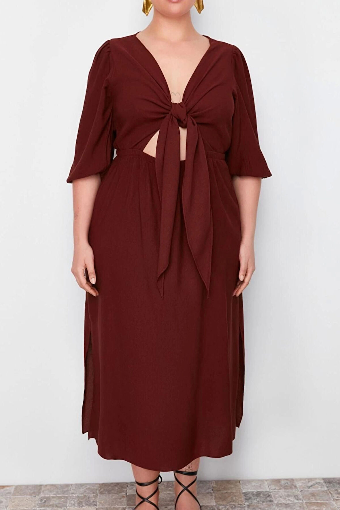 Moda Fit Günlük Keten Karışımlı Dokuma V Yaka Truvakar Kol Kol A-Line Midi Boy Büyük Beden Elbise