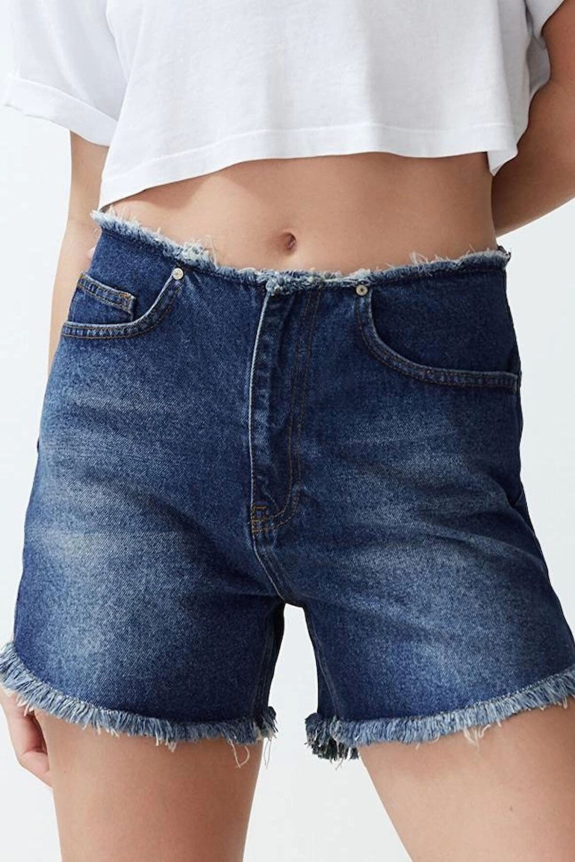 Moda Denim Yüksek Bel Geniş Paça Gündelik Mavi More Sustainable Beli Püsküllü Şort Bermuda