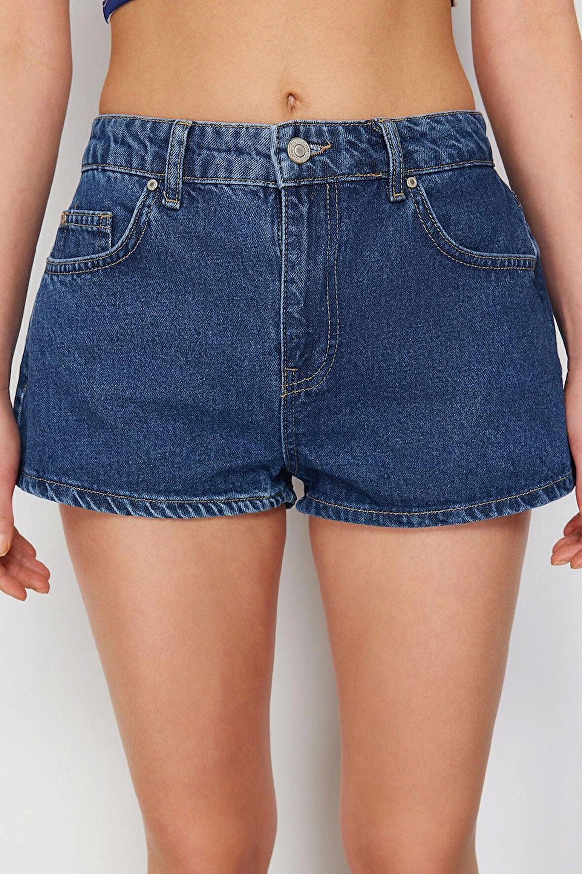 Moda Denim Düşük Bel Boru Paça Gündelik Mavi More Sustainable Düşük Bel Mini Şort Bermuda